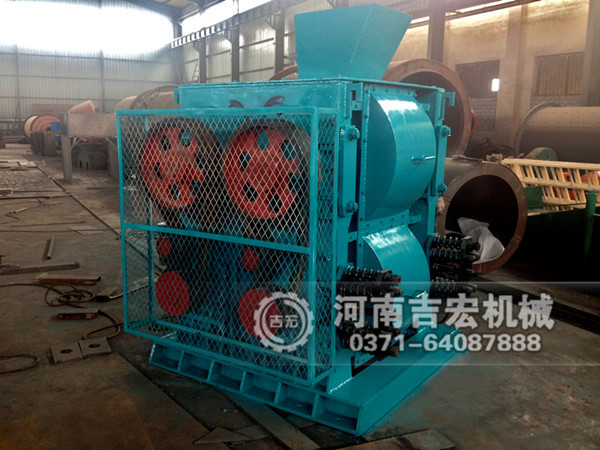 四齒輥煤炭破碎機(jī)多少錢(qián)一臺(tái),哪個(gè)廠(chǎng)家好？