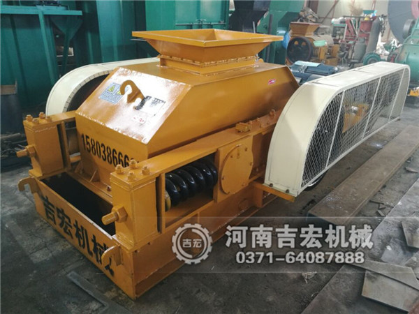 雙齒輥狼牙破碎機(jī)