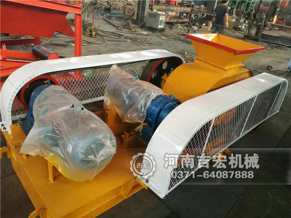 中型對輥破碎機(jī)發(fā)往廣西玉林