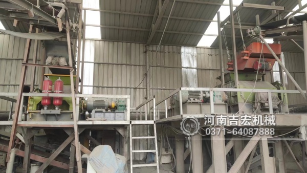 液壓對(duì)輥制砂機(jī)如何憑借自適應(yīng)壓力調(diào)節(jié)與高耐磨輥皮提升產(chǎn)量？